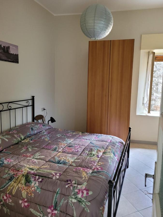 Appartamento Casa Gianna Castiglione dʼIntelvi Esterno foto