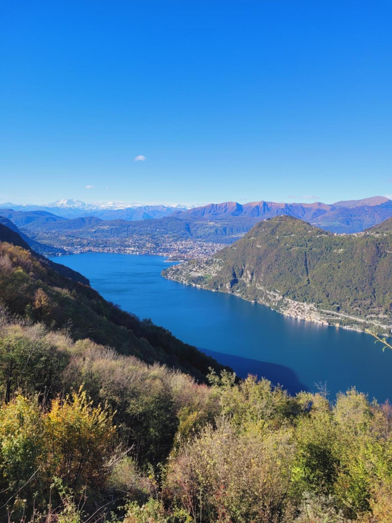 Appartamento Casa Gianna Castiglione dʼIntelvi Esterno foto